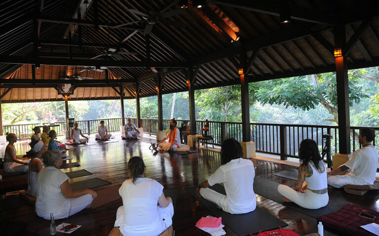 The Power of Silence: 6 Reasons to Attend a Silent Meditation Retreat