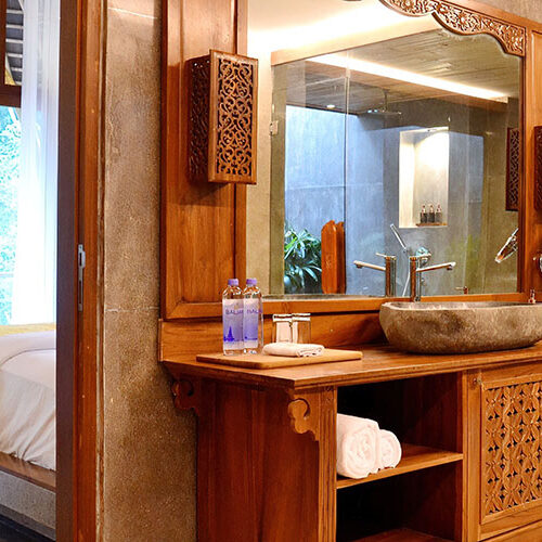 Spacious room at RYK Yoga retreat – Comfortable and serene accommodations for a peaceful stay.